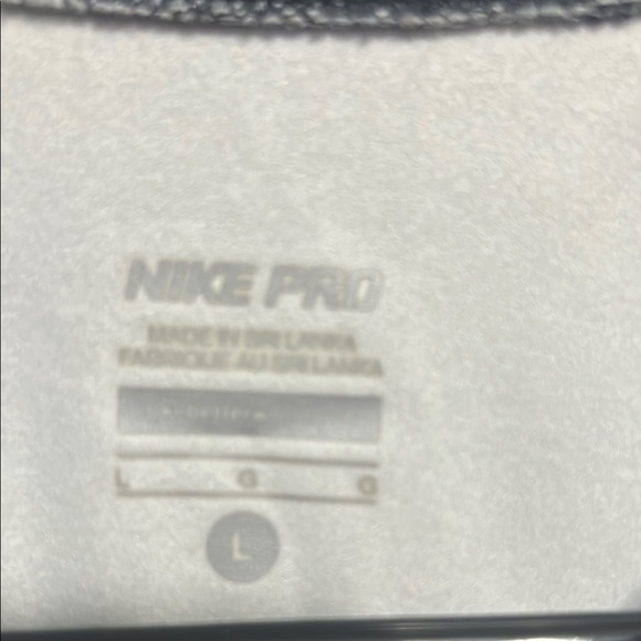 Nike Black and Pink Women's Jacket - Picture 6 of 10